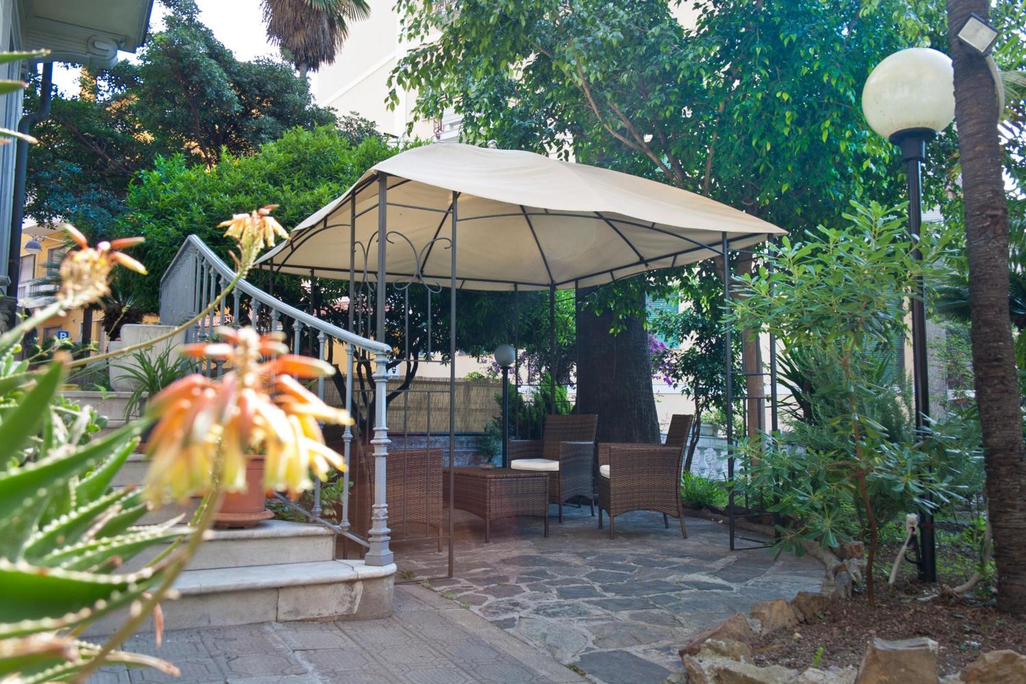 Hotel Liberty Sanremo Exterior foto