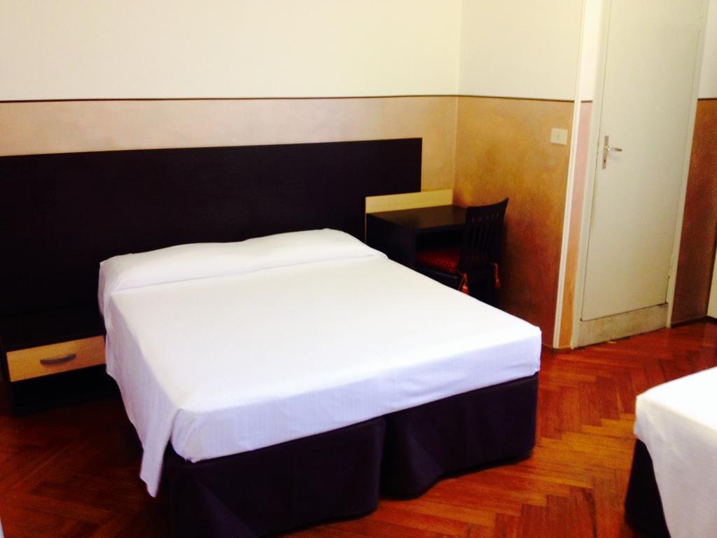 Hotel Liberty Sanremo Quarto foto